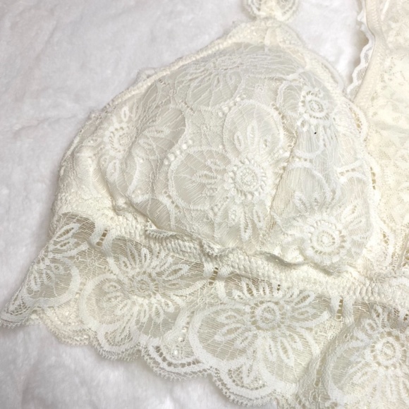 NWOT Aerie Cream Lace Bralette in Size Large - Picture 2 of 7